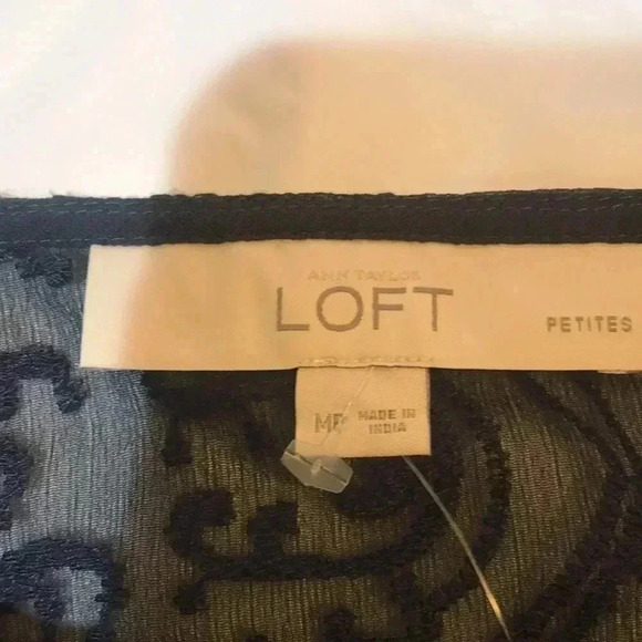NWT Ann Taylor LOFT Navy Blue Floral Jacquard Sheer Long Sleeved Top-MP - Picture 11 of 12